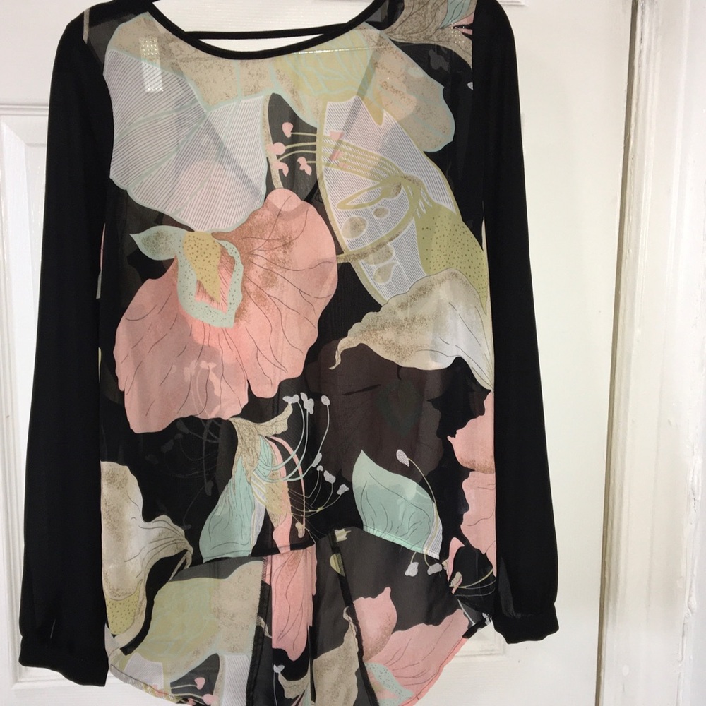 Floral Print Women's Top - Black and Pink